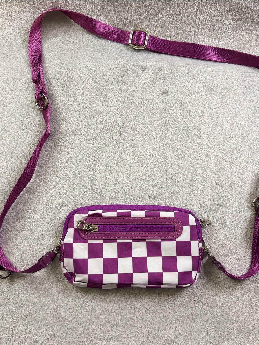 SHANSHUI Purple White Checkered Crossbody Phone Wallet Bag Adjustable Strap NWOT